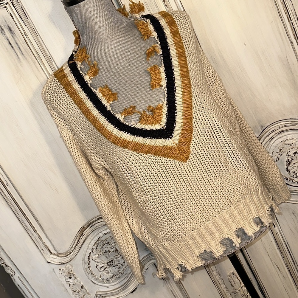 Elan Deep V Neck Distressed Preppy Open Knit Gold Black Cream Pullover Sweater - Picture 2 of 13